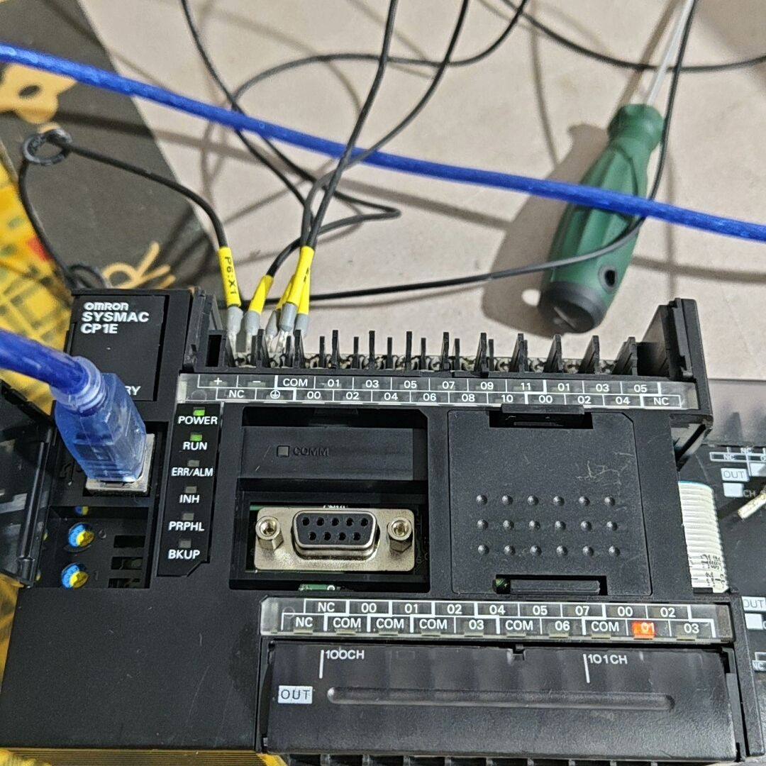 CP1E一N30DT一D   输出模块CP1w一16E