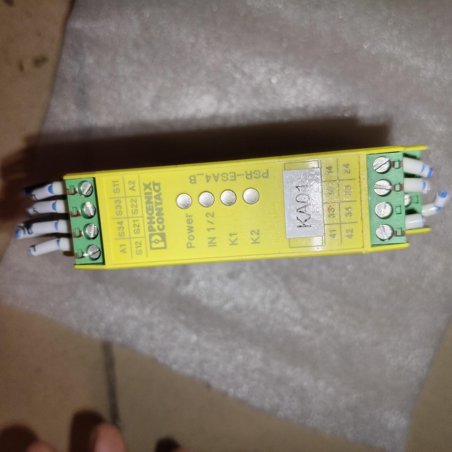 安全继电器PSR-SCP-24UC/ESA4/3×1