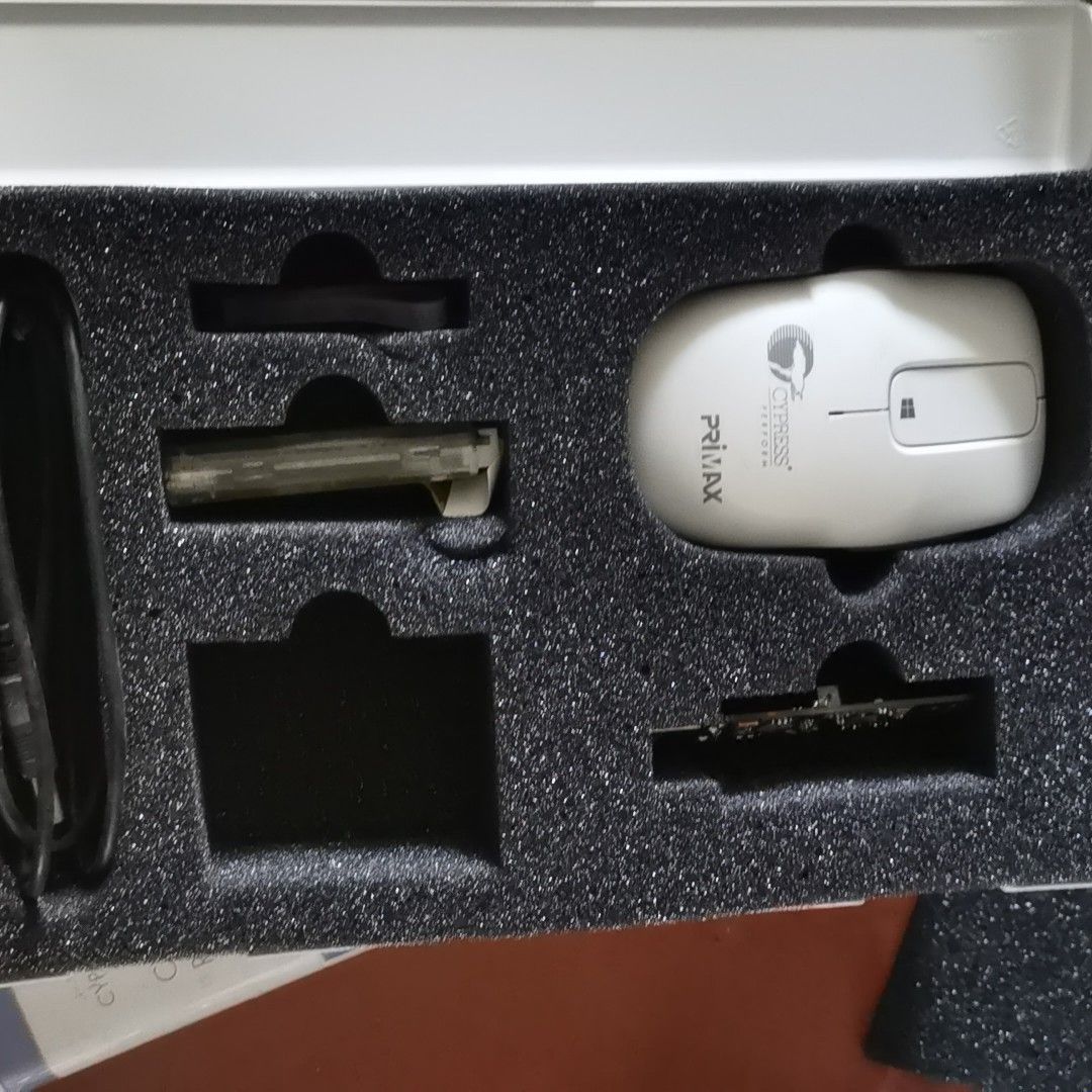 cypress CY5682   usb hub开发板  原