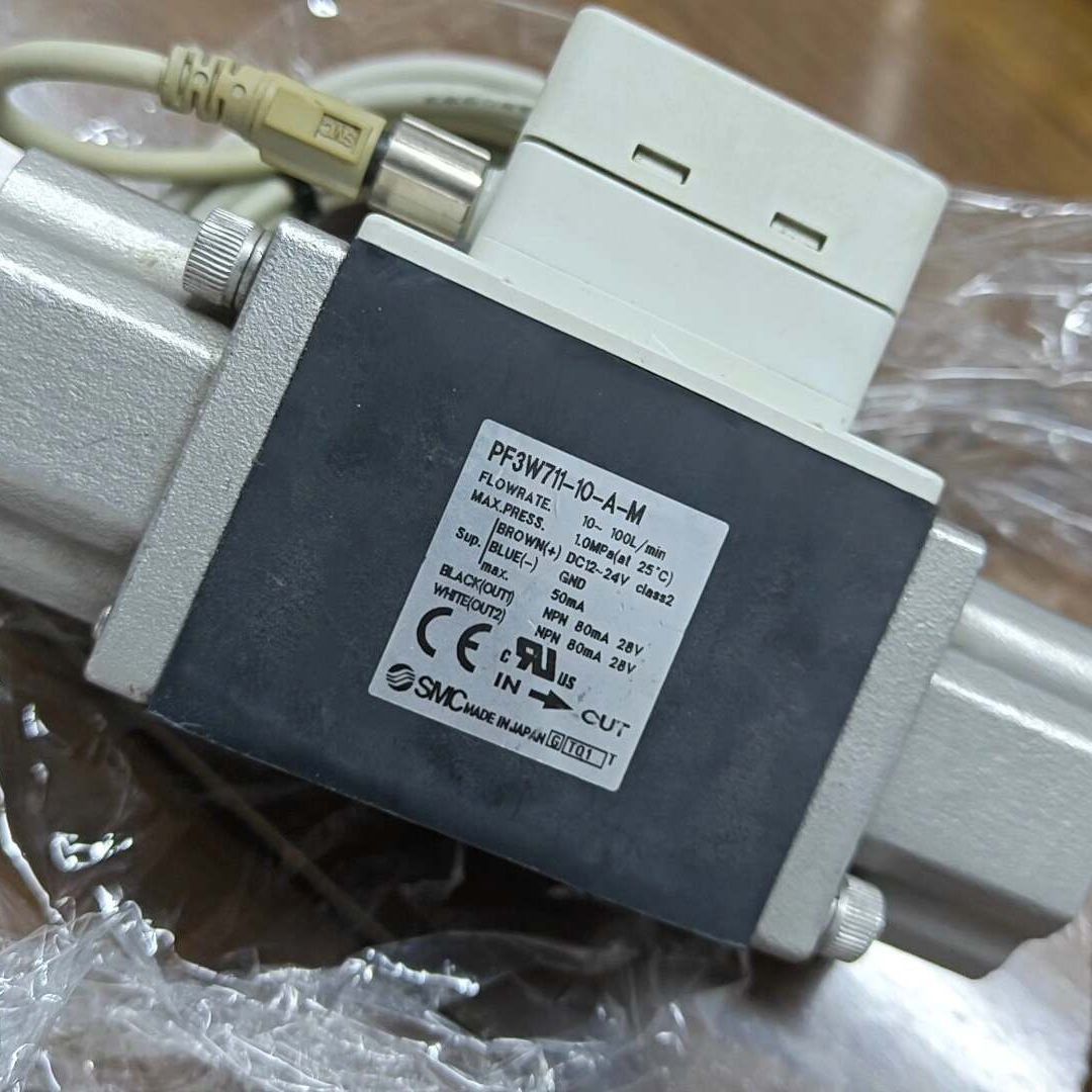 流量开关PF3W711-10-A-M 适合用于水。