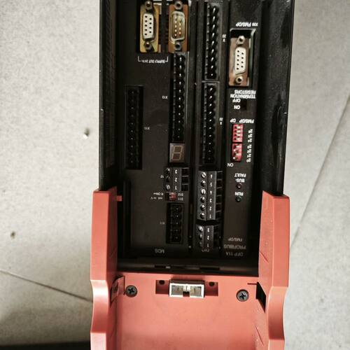 SEW变频器MDV60A0030-5A3-4-00 拆机的