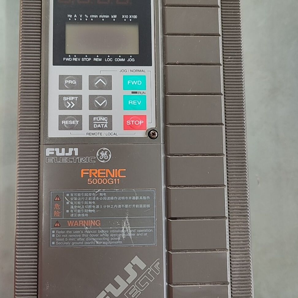设备拆机变频器5000G11   FRN2.2G11S-
