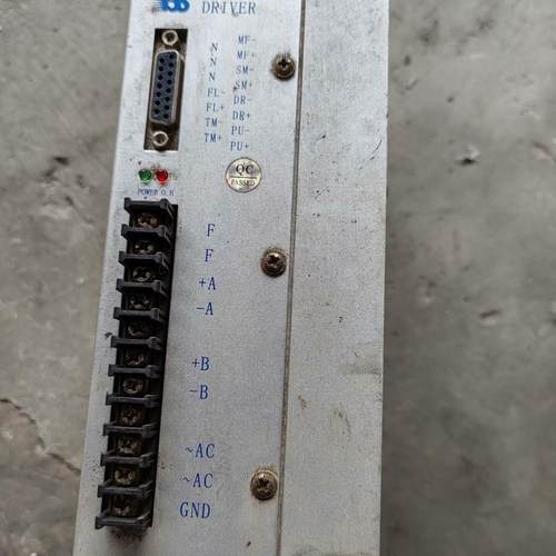 Q2HB110M白山步进驱动器 仓底货 懒得测试 合适！