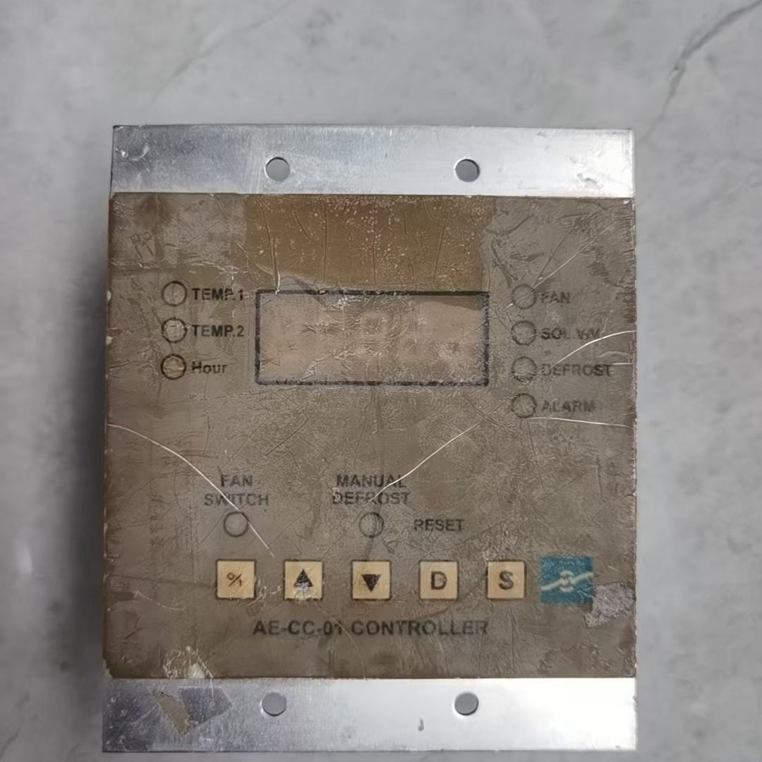 AE-CC-01+CONTROLLER 拆机件 成色如图 现