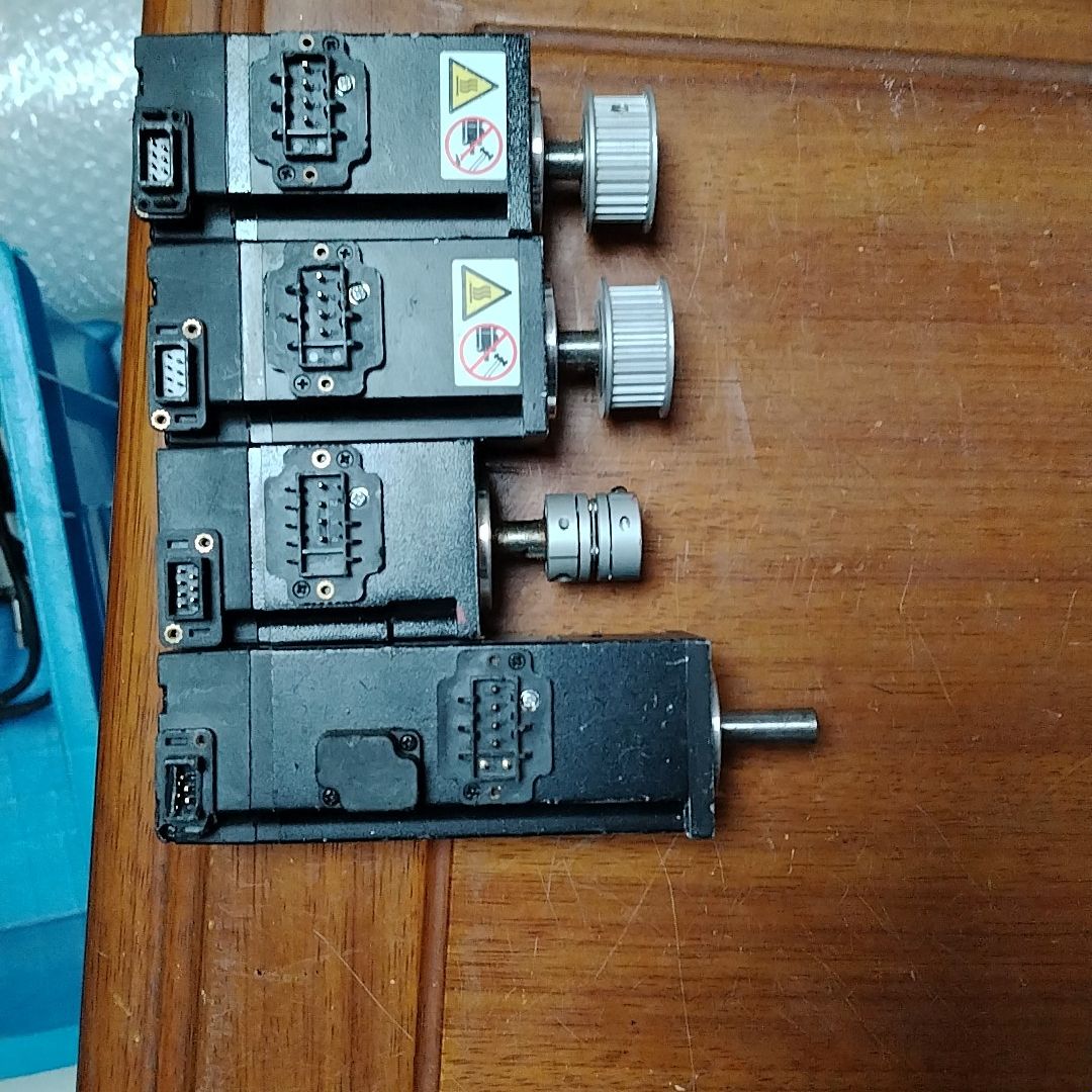 出汇川伺服电机 型号是MS1H1-10B30CB-A331Z