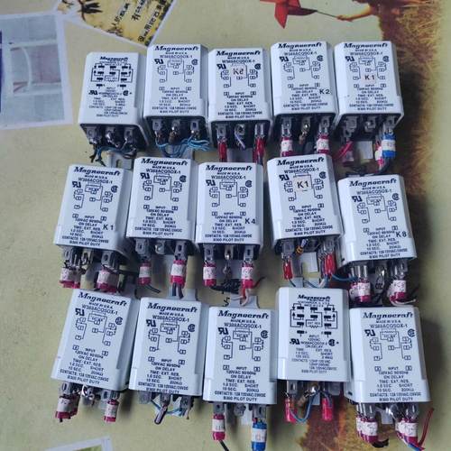 Magnecraft继电器 W388ACQSOX-1  有1