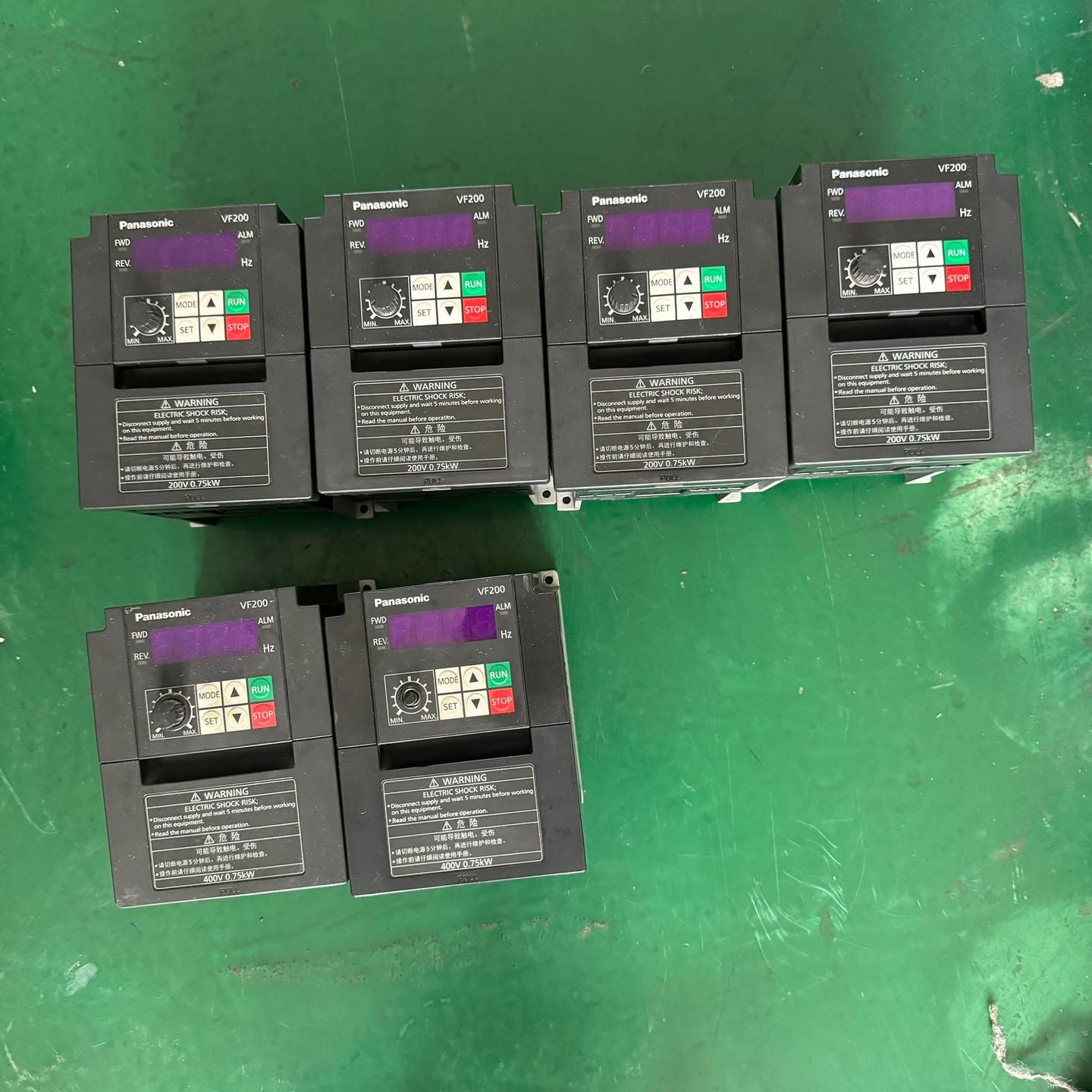 VF200变频器 AVF200-0072 0.75KW