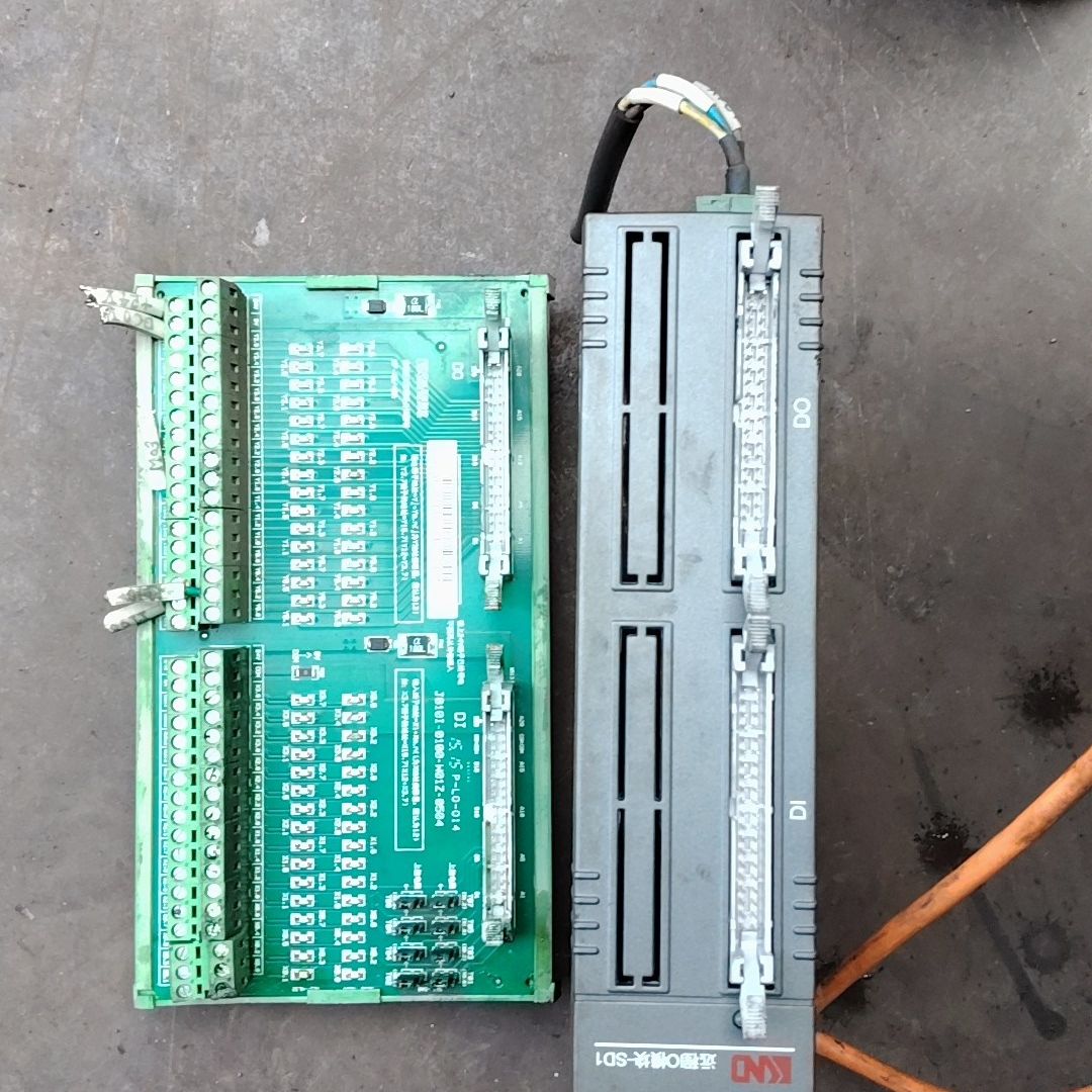凯恩帝总线远程IO模块-SD1 拆机 功能包好