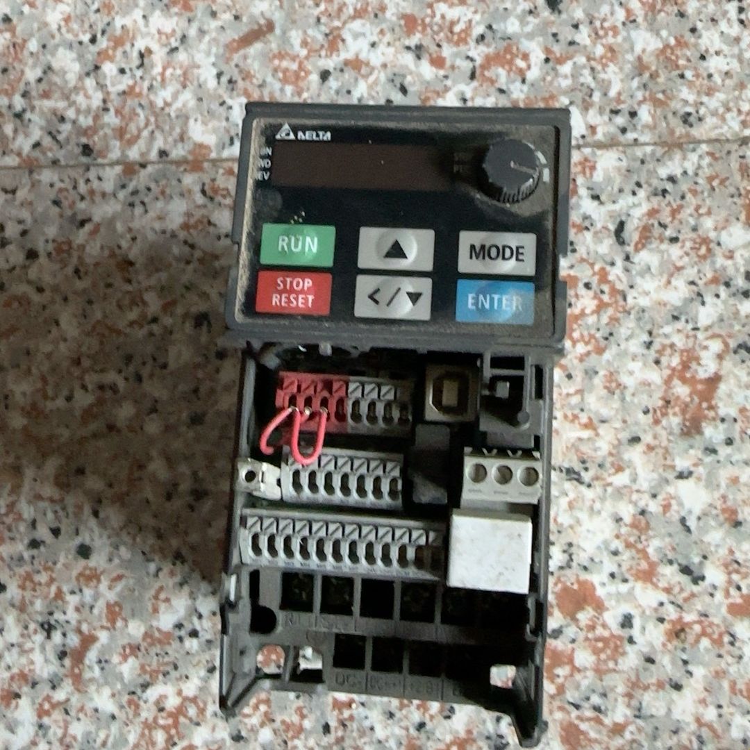 台达变频器VFD2A8MS21ANSAA 380V三相 0.