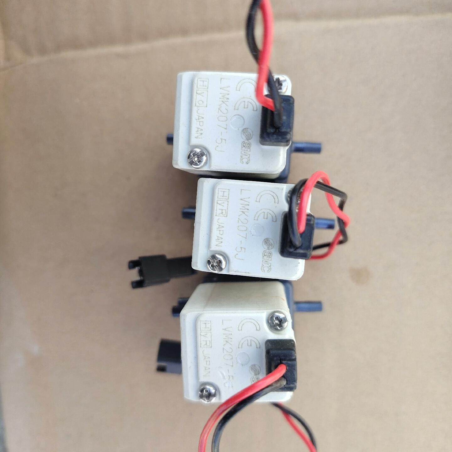 拆机电磁阀LVMK207-5J 三通 24V  包