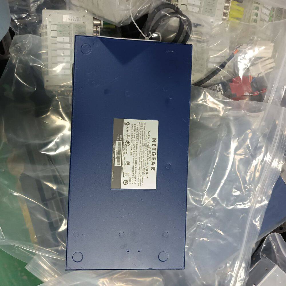 几乎NETGEAR JFS516 16口百兆交换机 美国