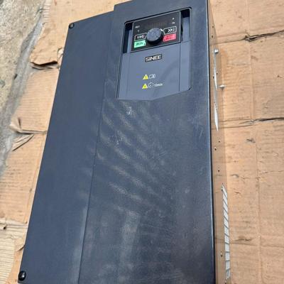 正弦SINEE变频器  EM730-030-3