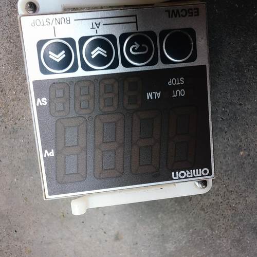 温控器E5CWL-Q1TC 拆机件 成色九成新。实物拍