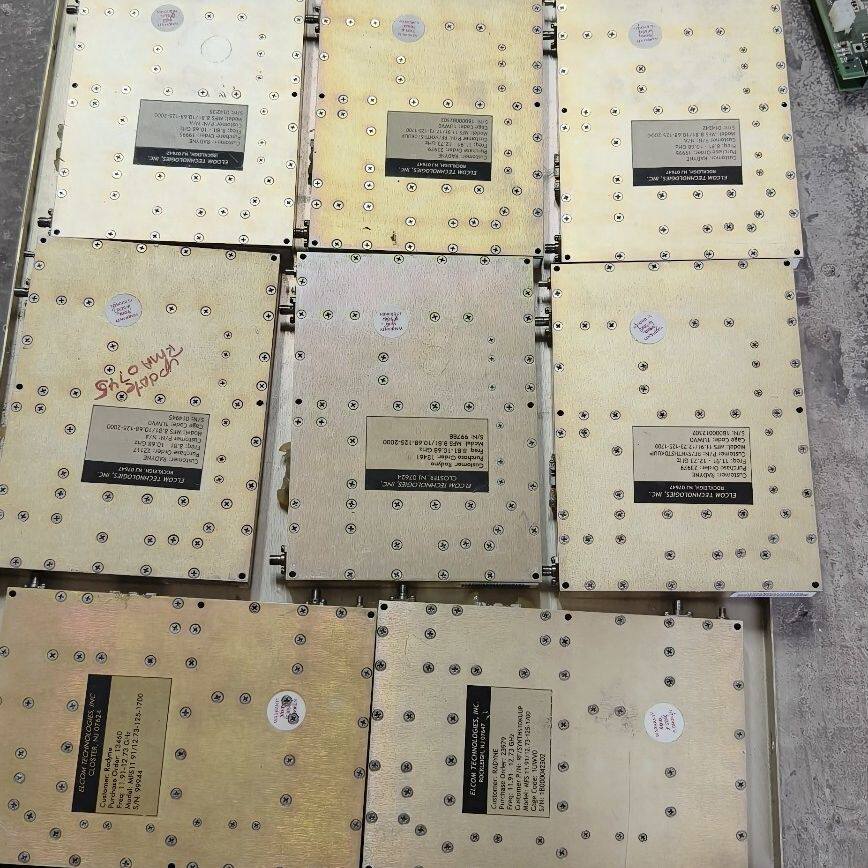 美国elcom射频模块一共有两种型号 一种8.81-10.6