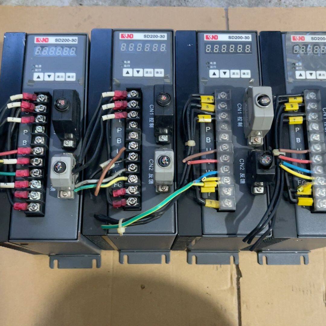 SD200-30驱动器:剪线拆机 实物如图 功能包好 测试好