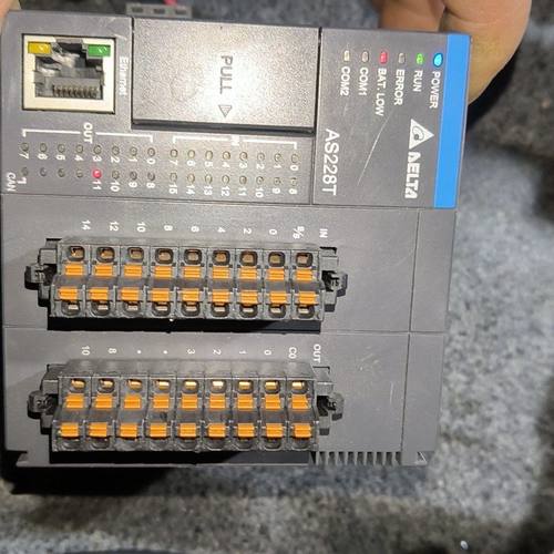 台达PLC:AS228T-A(V1.10A0) 实物拍摄图