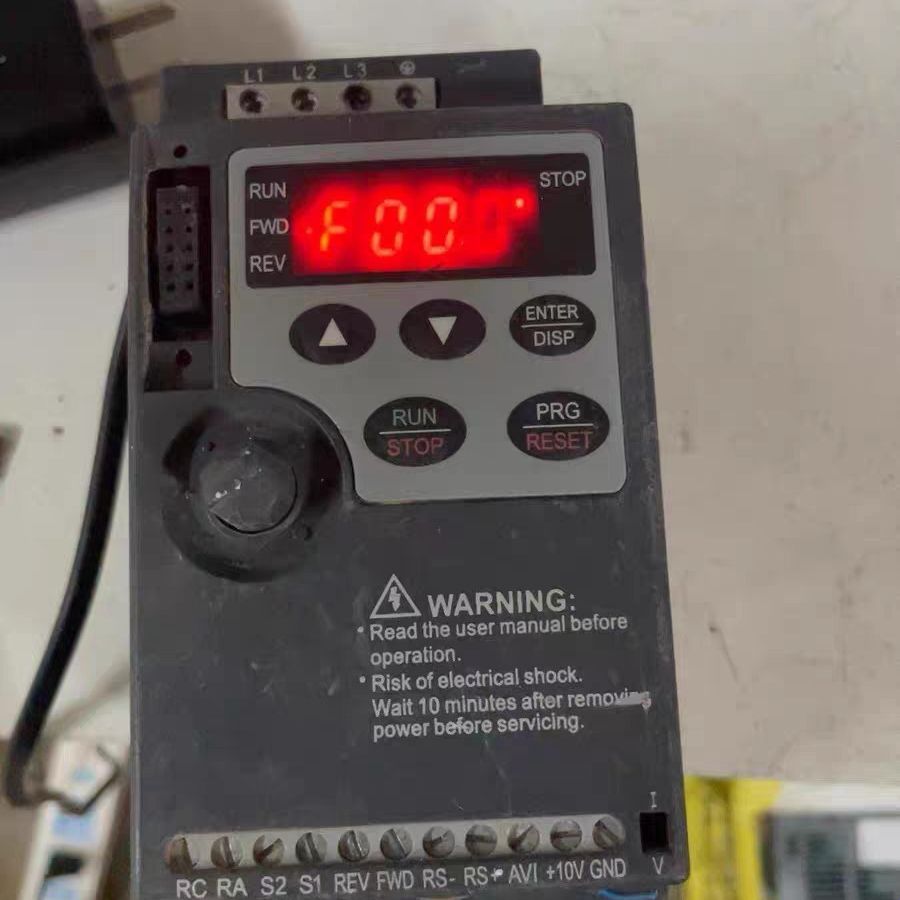 众辰变频器+NZ100-1R5G-2Y+1.5KW+220V