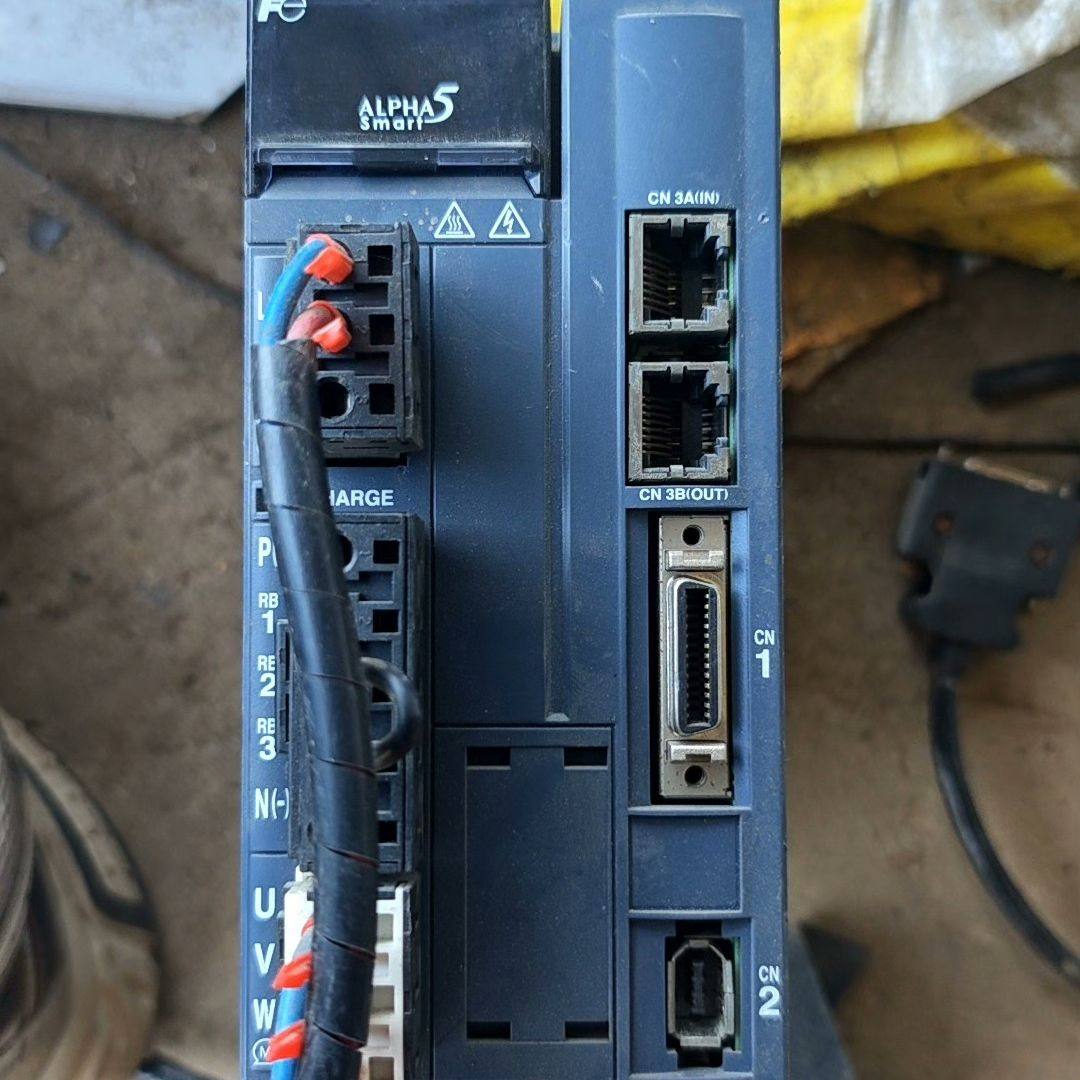 伺服驱动器 1.5KW RYH152F5-VV2 拆机拆