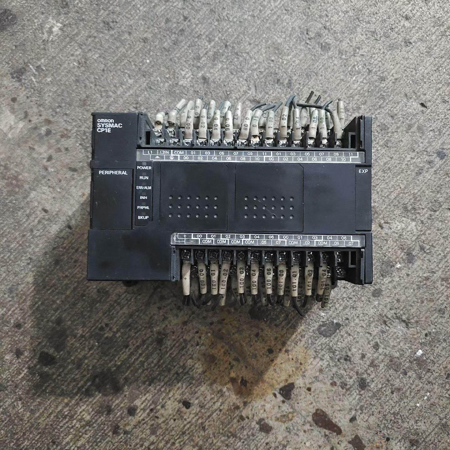 拆机 CP1E-E40DR-A PLC 包好