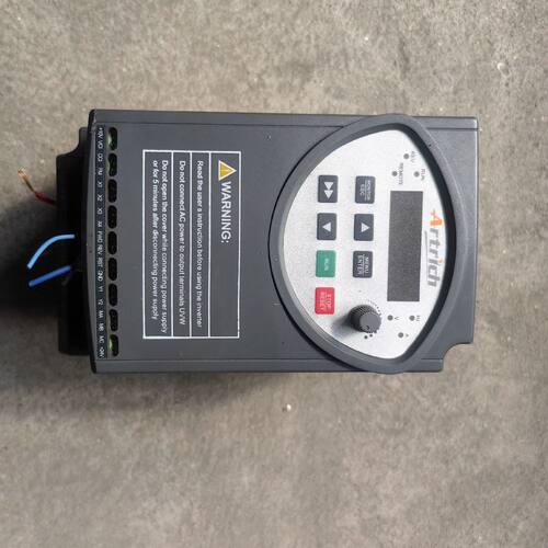 威纶通变频器AR700T-0004