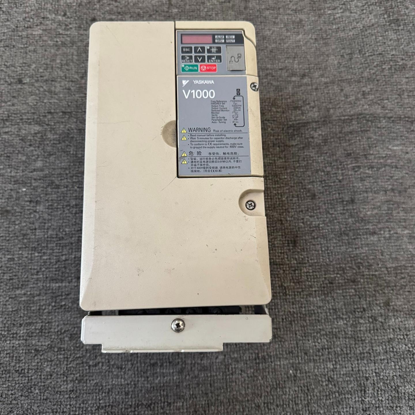 安川V1000变频器出售 型号CIMR-VB4A0018FB