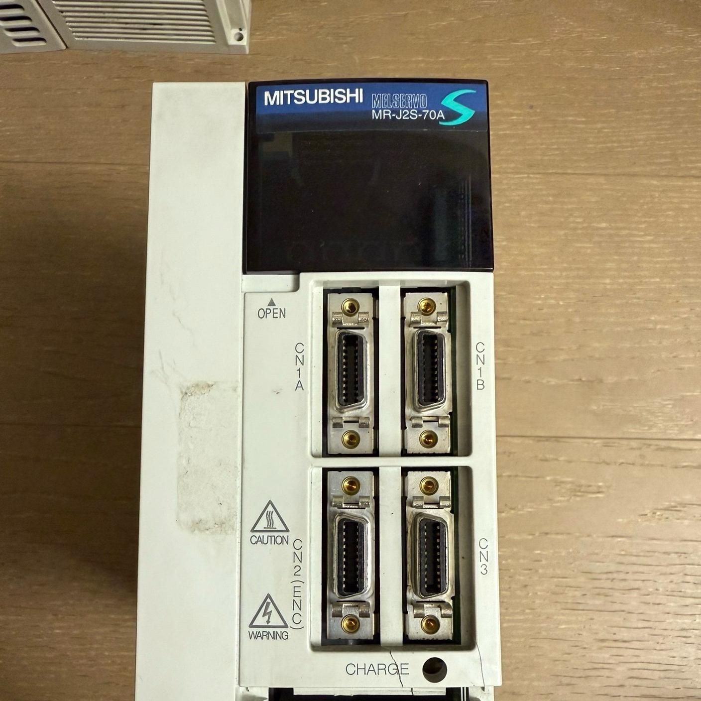 驱动器 MR-J2S-70A  750W 拆机下来 成色