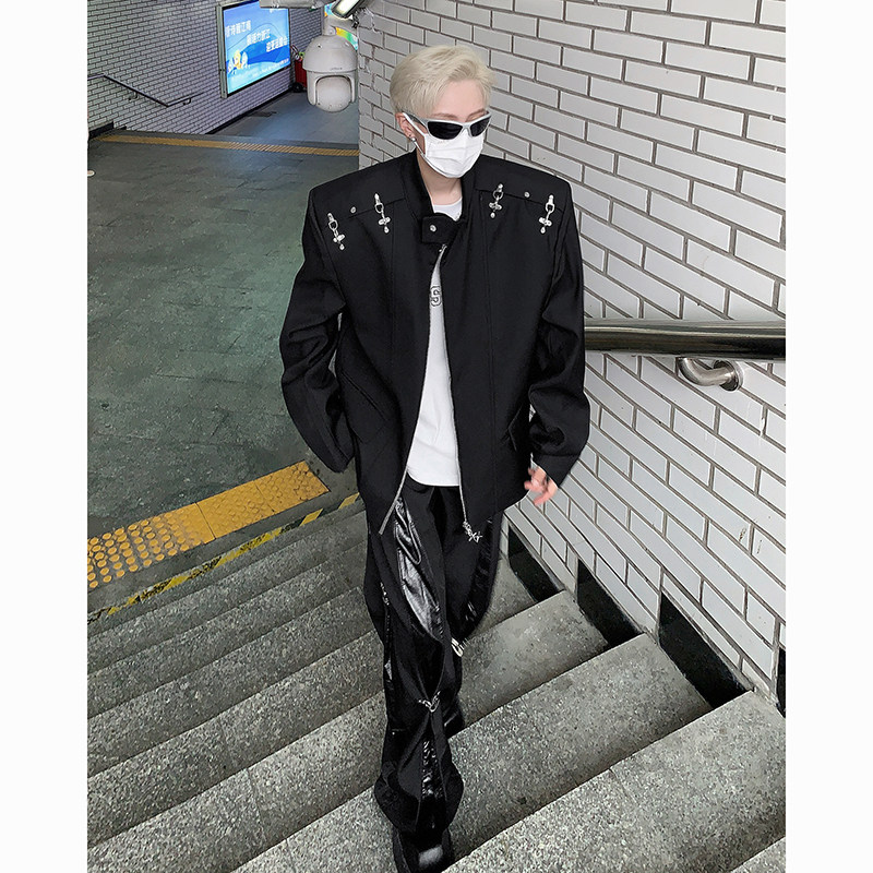 23秋新款痞帅男士飞机扣金属垫肩西装暗黑胸棉夹克JK02-P120现货,男装夹克,电商B288