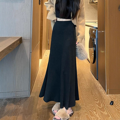 鱼尾半身裙中长款女秋季2025高腰显瘦梨形身材遮胯黑色长裙A7213