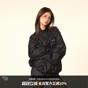 美式 BLACKBB 亮面褶皺印花防曬服立領夾克外套女潮酷休閑百搭上衣
