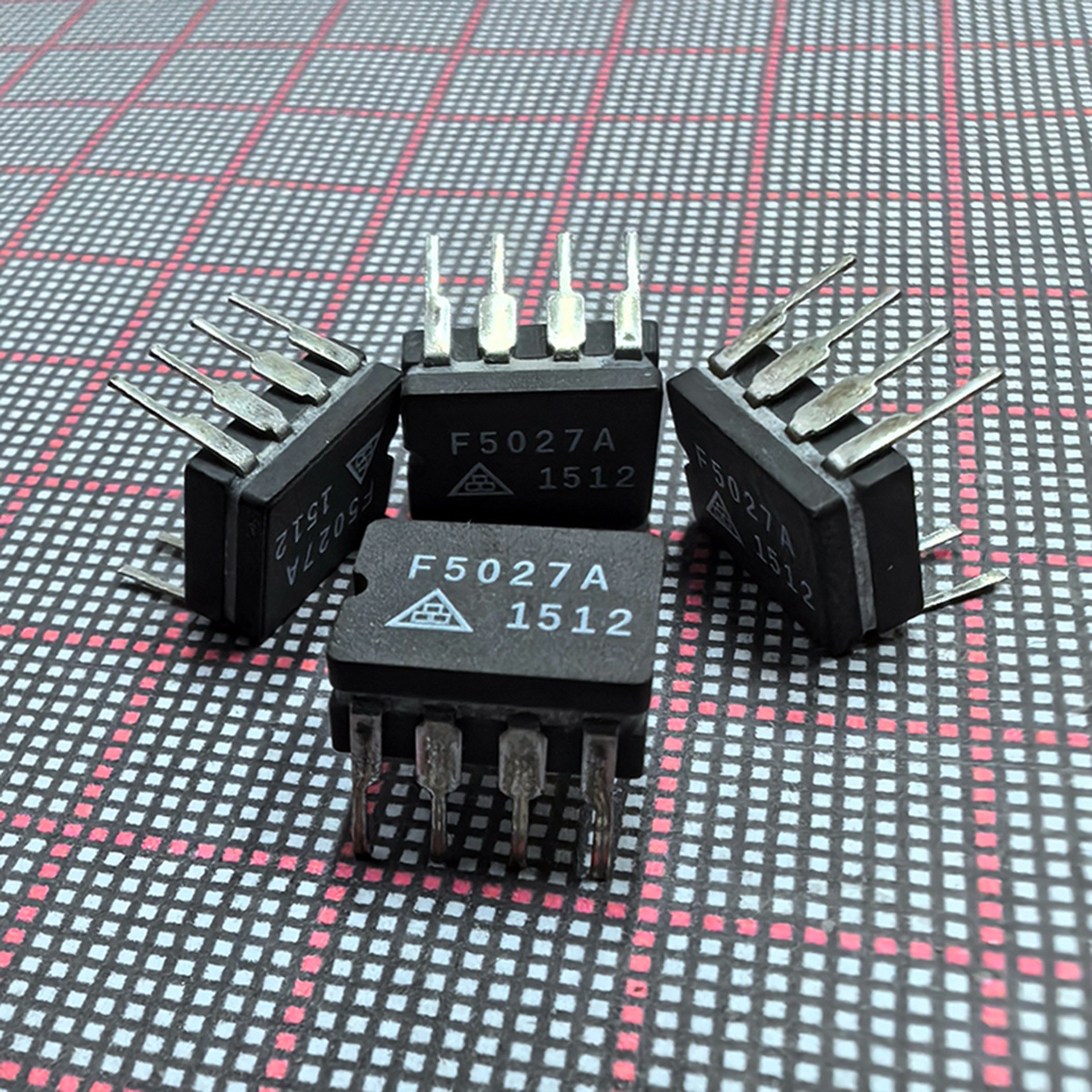 F5027A运算放大器芯片集成电路图片
