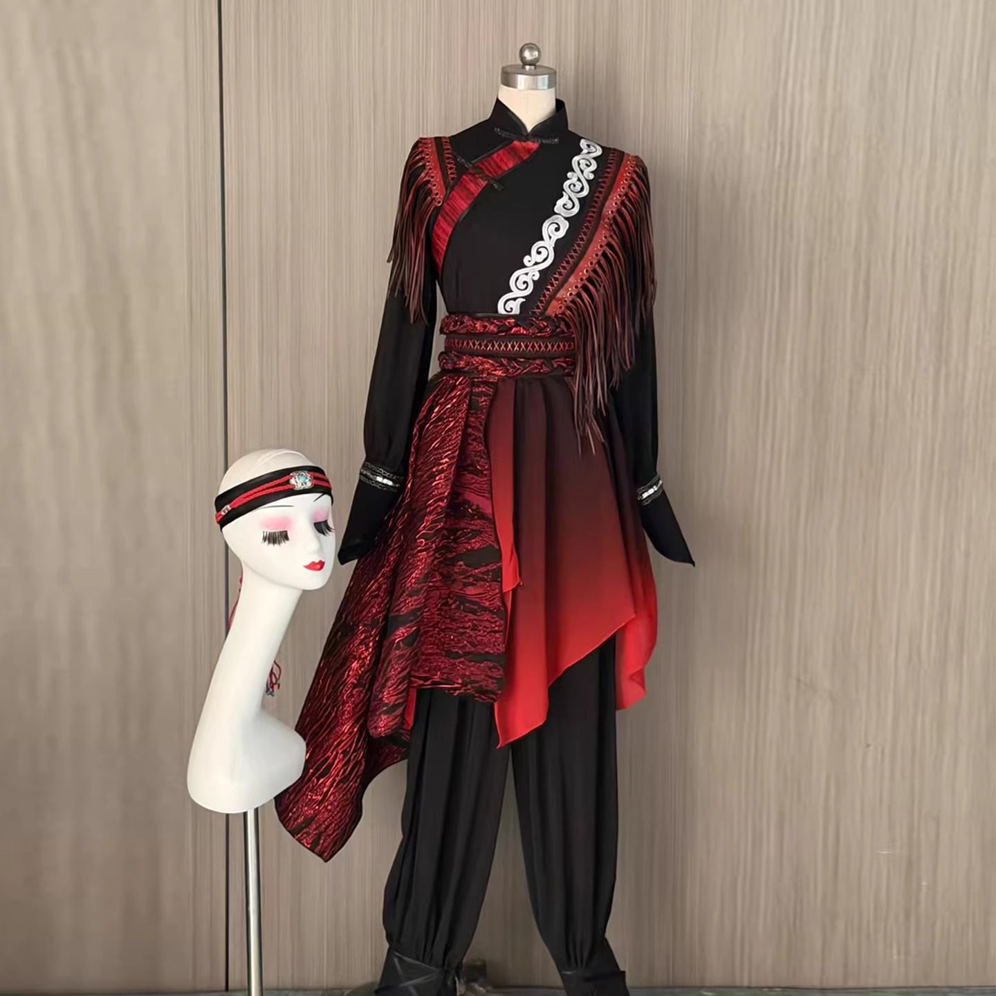 六一狂骉蒙古舞演出服藏族舞内蒙古舞蹈服男女红色艺考剧目表演服
