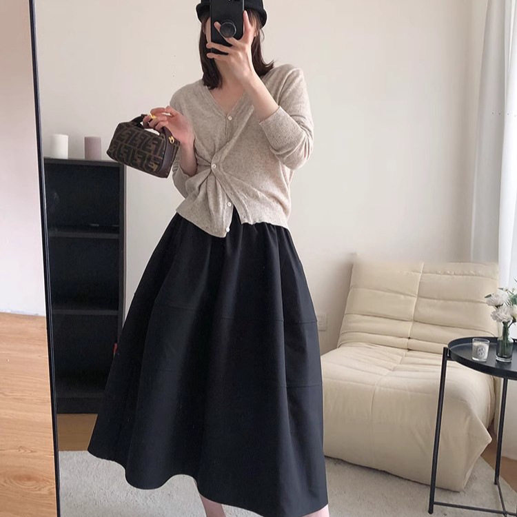2024秋冬新品半身裙松紧腰A字复古花苞半裙子女