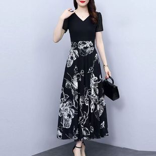 新款 黑色连衣裙女2025夏季 气质碎花拼接显瘦大摆海边度假沙滩长裙