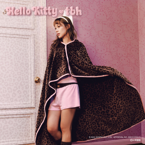 tbh野兽派HelloKitty斗篷盖毯