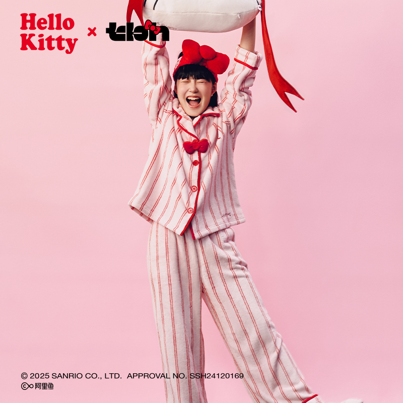 tbh野兽派家居HelloKitty法兰绒家居服套装女