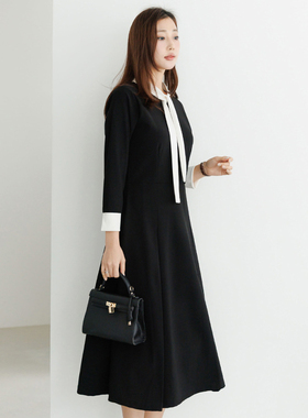 2026春秋轻熟简约风黑色翻领连衣裙女长袖收腰气质通勤裙时尚百搭