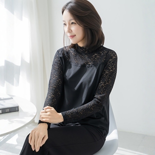 2026新品韩国代购高级感蕾丝拼接长袖打底衫女中年妈妈装优雅上衣