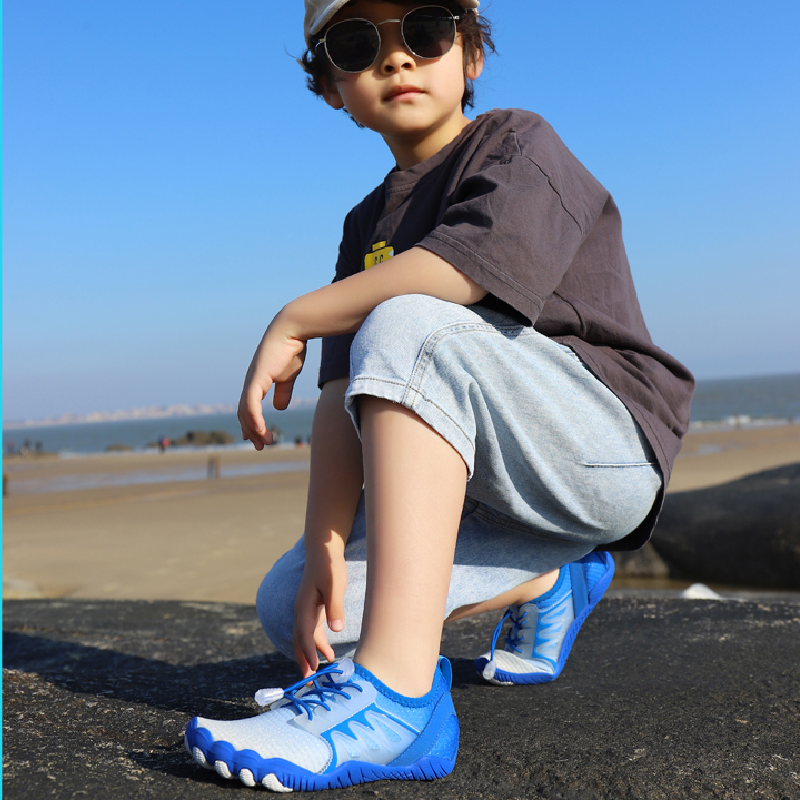 儿童溯溪鞋夏季男童户外登山透气两栖速干涉水鞋女中童沙滩防滑鞋