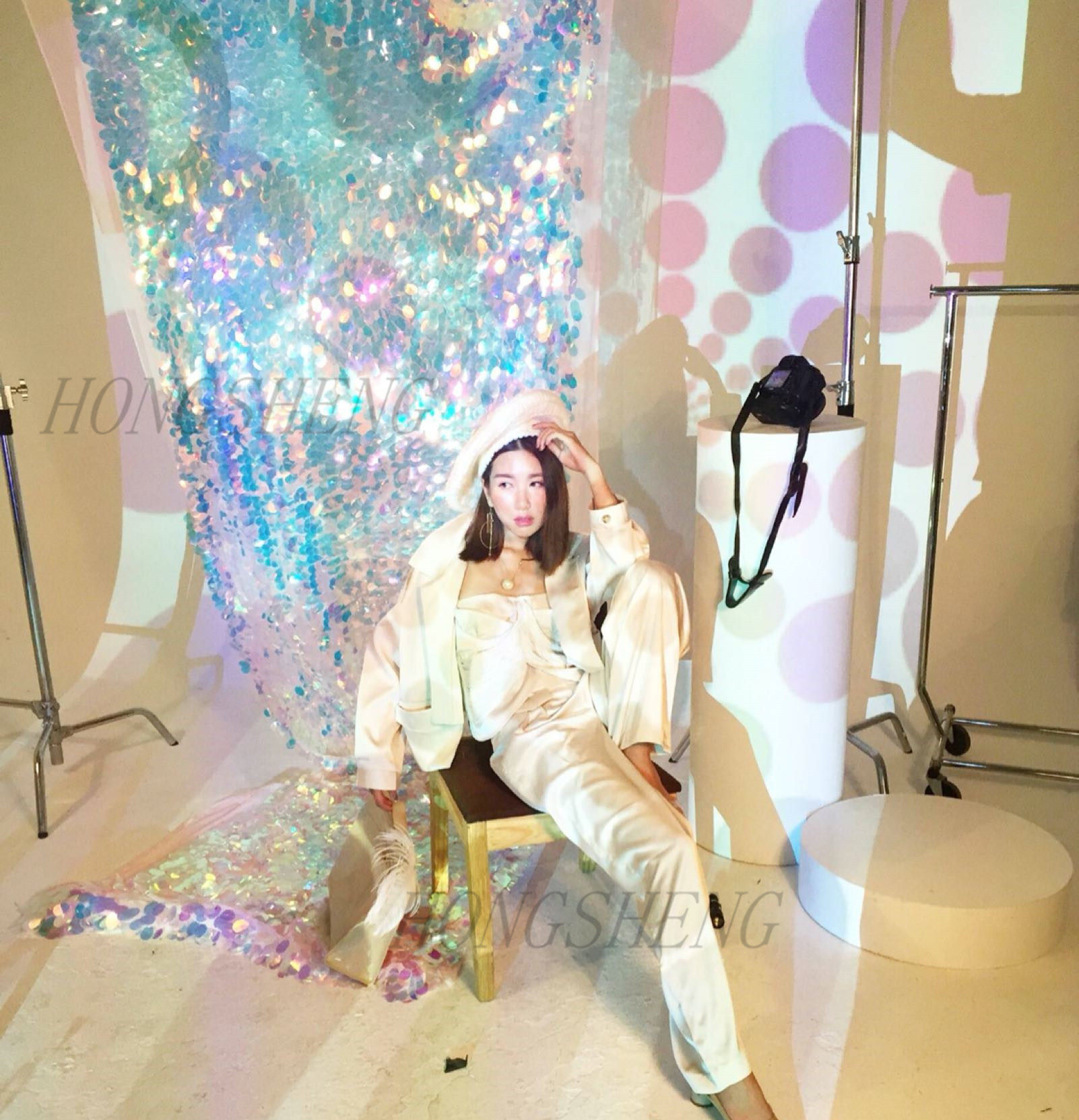 幻彩大亮片少女心拍照背景布婚庆舞台房间装饰窗帘桌布定制面料