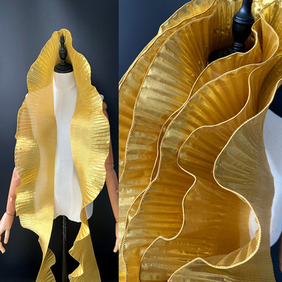 金属感波浪大花边造型