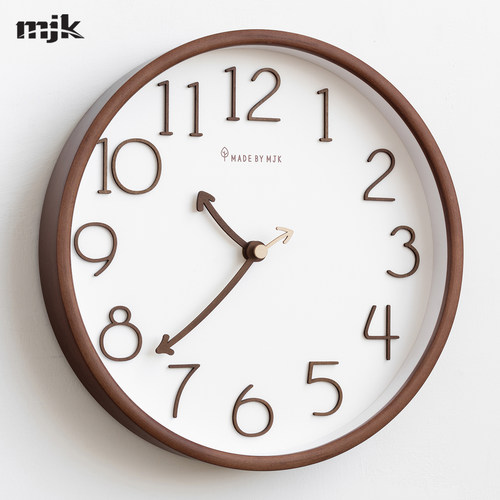 胡桃色实木挂钟2025新款