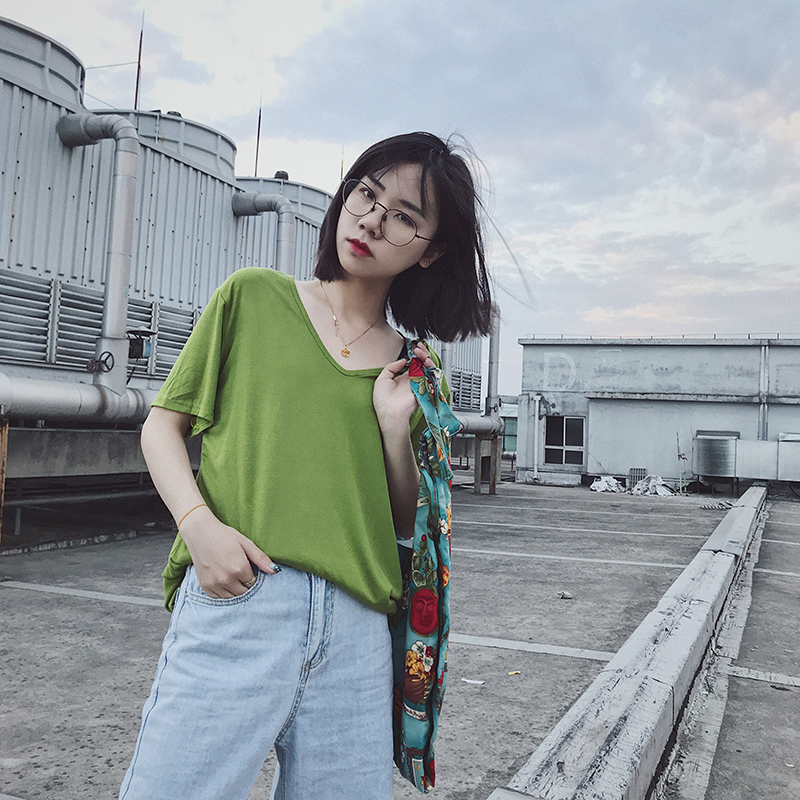牛油果绿v领T恤女2019夏装新款清新简约气质莫代尔棉宽松短袖上衣12-01新券