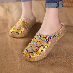 2025春夏复古中国风老北京布鞋亚麻绣花平底跟防滑情侣凉拖女单