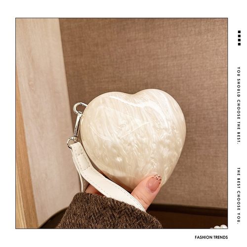 跨境外贸女士新款时尚爱心包包亚克力晚宴包包单肩斜跨宴会手提包