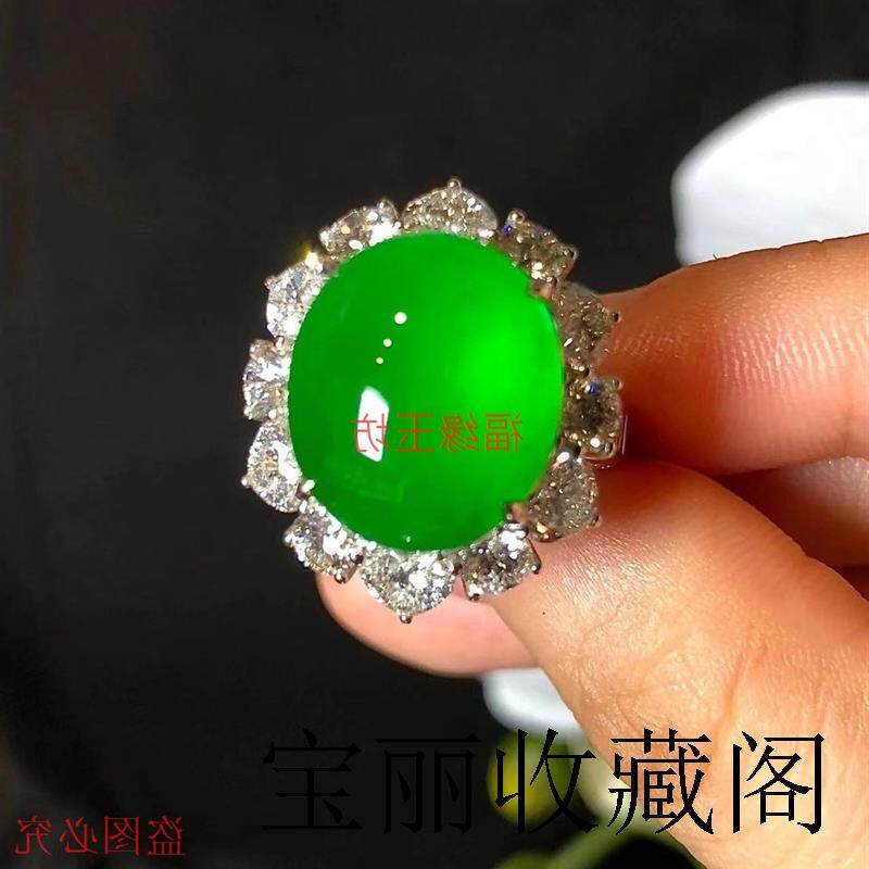 精品缅甸翡翠色冰种满色满绿阳绿戒指镶嵌高冰帝王绿蛋面玉戒女款