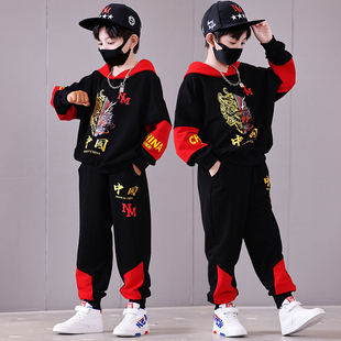 男童套装加绒新年冬季春秋卫衣卫裤帅气冬装2026中大童儿童休闲装