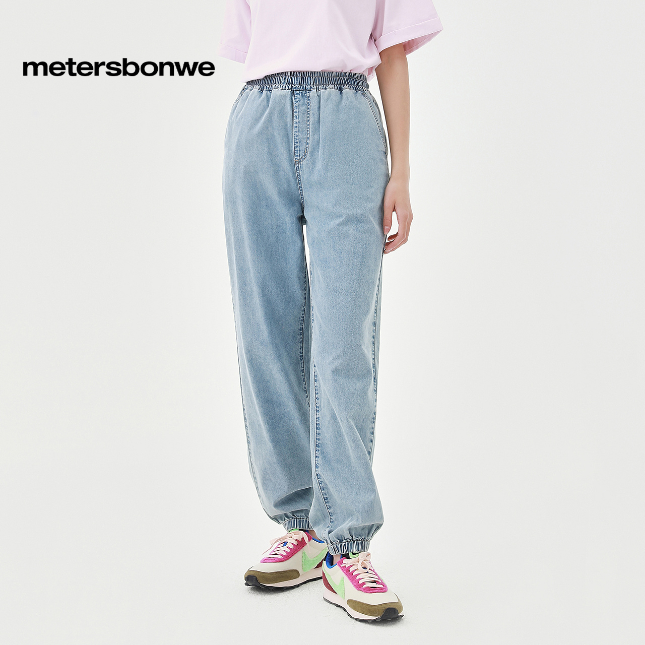 美特斯邦威女束脚牛仔长裤