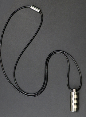 纯钛创意波纹吊坠防水仓外出防潮密封收纳瓶迷你药物收纳小药盒