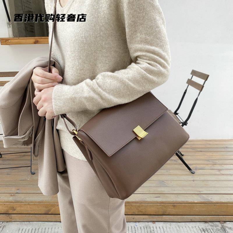 法国官方正品MK BM 女包真皮单肩腋下包2025新款通勤邮差包女斜挎