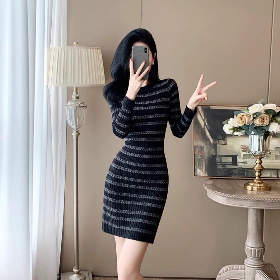 欧洲站2024新款修身包臀毛衣裙黑色条纹内搭打底针织洋装女秋冬